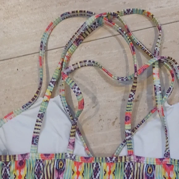 Pilyq Barcelona Multi-Colored Design Print Beaded Front Strappy Bikini Top - Picture 4 of 8